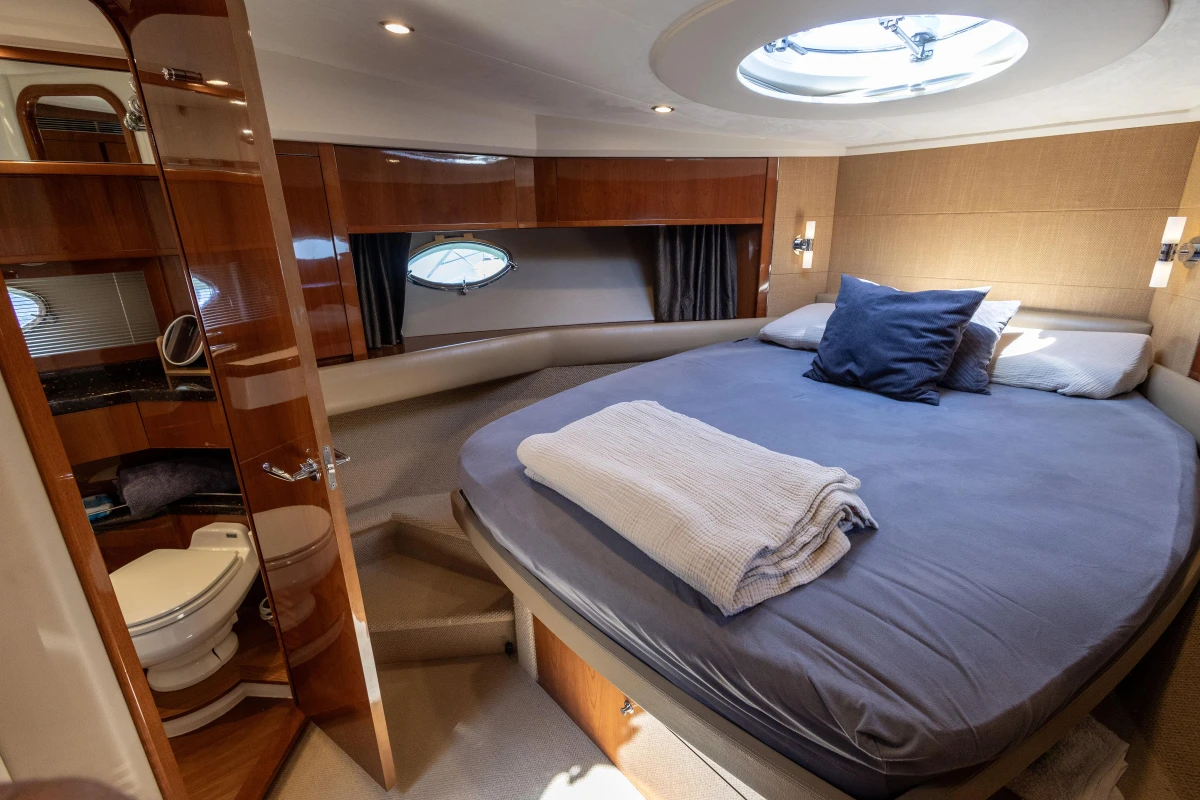 Princess V53 For Sale - Master Cabin